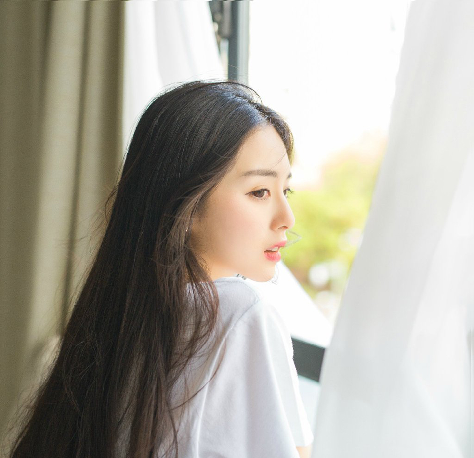 善良给对了人，会对你感恩；善良给错了人，会让你寒心。心软给对了人，会对你情深；心软给错了人，会让你痛心。宽容给对了人，会对你热忱；宽容给错了人，会让你窝心。